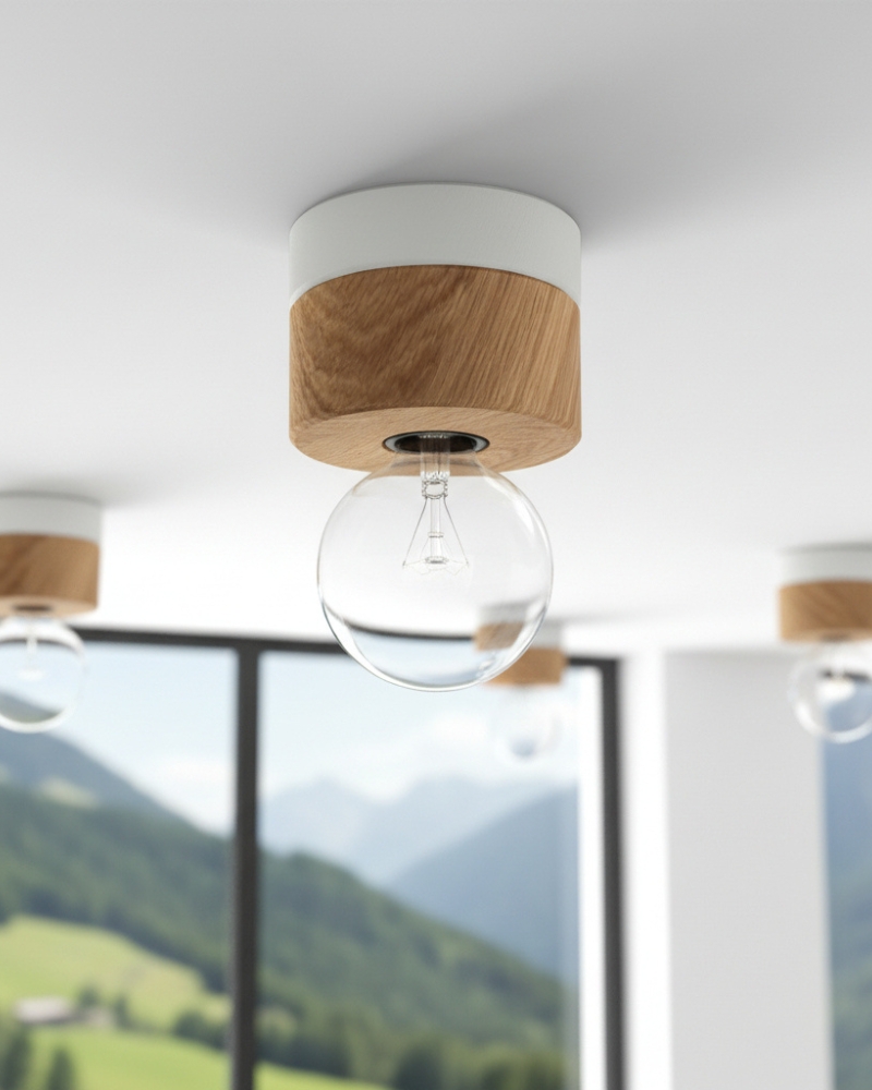 Moderne Deckenleuchte aus Eichenholz von ALMUT von Wildheim